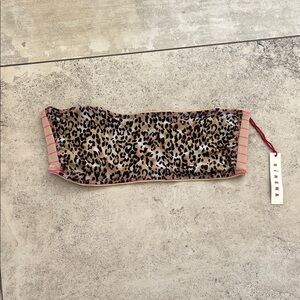 XiRENA Leopard Print top with Pink Stripes